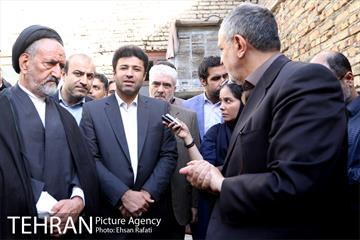 بازدید دکتر مسجدجامعی از مقبره ملک المتکلمین و صوراسرافیل  14