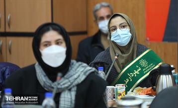 نشست هم اندیشی شهردار تهران با نخبگان منطقه 22