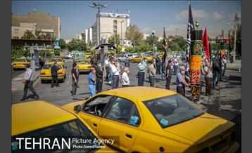 تکیه سیار عزای حسینی در پایانه تاکسیرانی سازمان آب 15