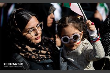 اجتماع «دختران جان‌فدای ایران»