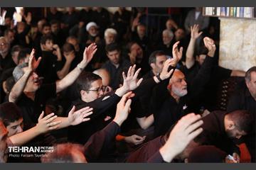 نماز جمعه عاشورایی در منطقه ۵ 4