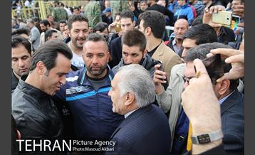 مراسم تشییع پیکر منصور پورحیدری 12