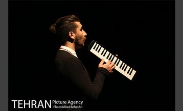 نمایش سرزمین پدری 1