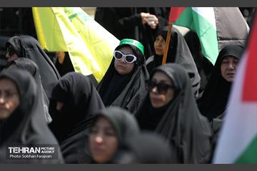 اجتماع صادقیون در میدان صادقیه تهران 30