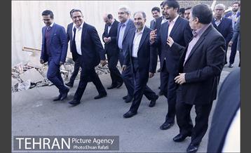 بازدید دکتر نجفی از کارخانه نوآوری‎ 2