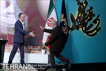 مراسم اختتامیه سی و پنجمین جشنواره فیلم فجر‎ 17