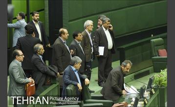 حضور شهردار تهران در جلسه علنی مجلس شورای اسلامی 31