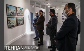 بازدید مدیران شهری به همراه اعضای شورای شهر از نمایشگاه تهران از منظر هنرمندان 2
