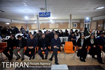 بازدید قائم مقام معاونت اجتماعی و جعمی از هنرمندان از سرای امید طلوع 43