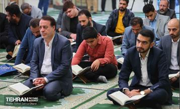 دیدار شهردار تهران با جامعه قرآنی 35