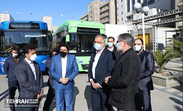 بـازدید شهردار تهران از اتوبوس‌های برقی و ون‌های ویژه جانبازان و معلولان 4