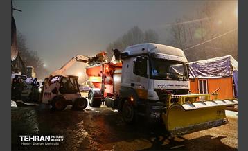 بارش برف زمستانی در معابر شمالی پایتخت - 1 40