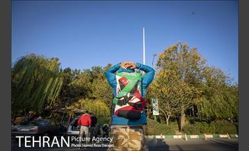 پرش با چتر از برج پرچم 1