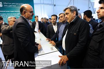 بازدید شهردار تهران از هجدهمین نمایشگاه بین المللى محیط زیست 5