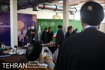 نشست شهردار تهران با مبارزین قبل از انقلاب اسلامی 10