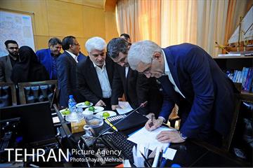 حضور شهردار تهران در کمیسیون عمران مجلس شورای اسلامی 37