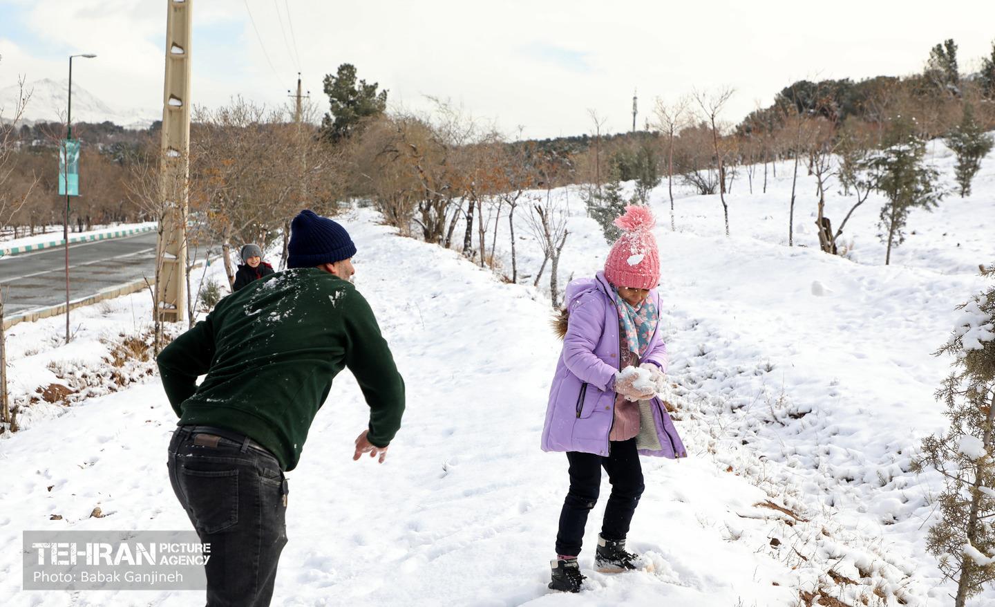 روز برفی در منطقه 13 20
