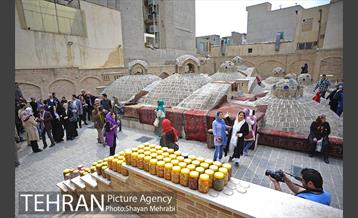 بازدید جمعی از  هنرمندان از نقاط گردشگری منطقه 12 12