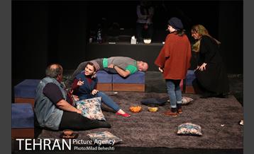 نمایش مافیا‎ 3