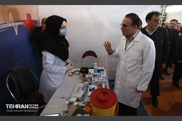 آغاز طرح واکسیناسیون آنفلوانزای پاکبانان و کارگران خدمات شهری شهرداری تهران 3