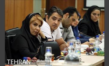 نشست صمیمانه شهردار منطقه 8 با اصحاب رسانه 11