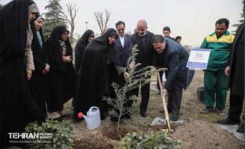 آئین روز درختکاری با حضور سفیران و نمایندگان کشورهای خارجی 16