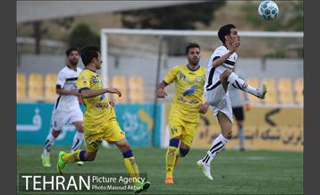 دیدار نفت تهران و سپاهان در لیگ برتر فوتبال 4