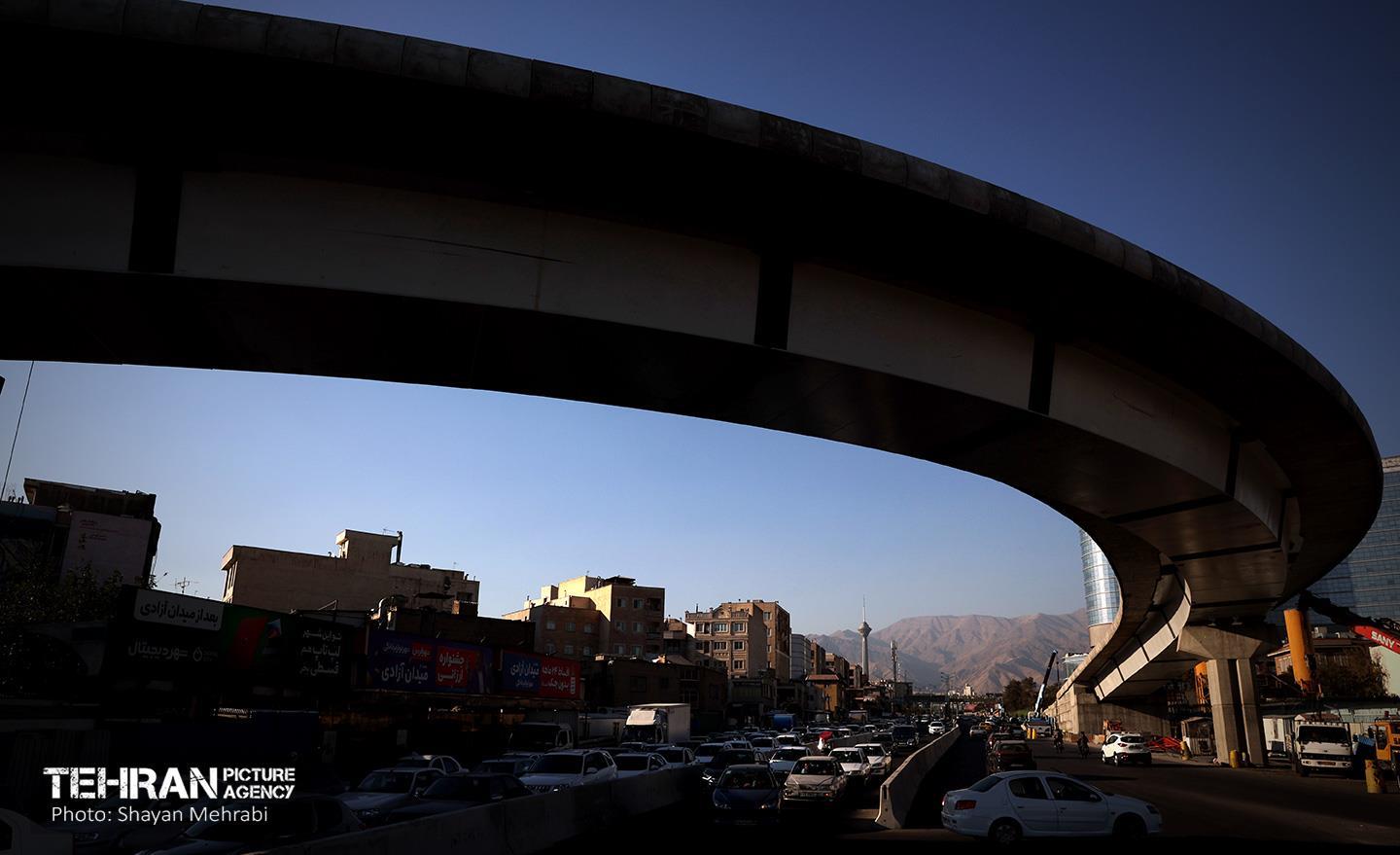 اینجا کارگاهه؛ پل میدان توحید 11