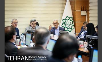 جلسه شورای معاونان، مشاوران و شهرداران مناطق 21