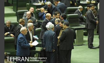 حضور شهردار تهران در جلسه علنی مجلس شورای اسلامی 3