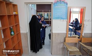 آغاز سال تحصیلی جدید در دبستان شاهد حضرت زینب(س) 2