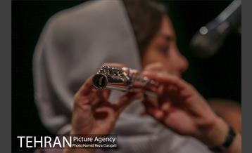 تمرین کنسرت آنلاین نغمه های تهران در برج میلاد 11