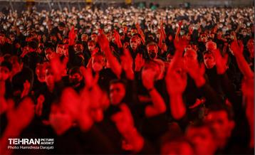 اجتمـاع بـزرگ ملت امـام حسین (ع) 13