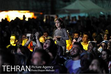 کنسرت مهدی جهانی در بوستان نهج البلاغه 10