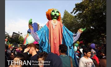 افتتاحیه شانزدهمین جشنواره نمایش عروسکی‎ 11