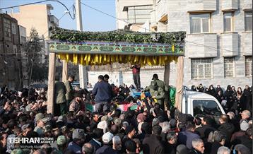 تشییع پیکر شهید مدافع حرم سعید علیدادی 42