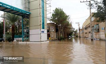 امدادرسانی سازمان مدیریت پسماند شهرداری تهران به مناطق سیل زده یزد