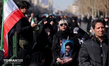 اجتماع مردم تهران در پی شهادت رهبر انقلاب - 1 5