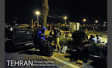 شروع بکار نیروهای خدمات شهری در پایان مراسم ارتحال امام خمینی (ره) 3