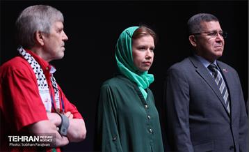 مراسم اختتامیه رویداد «هولوساید» 44