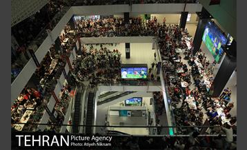 تماشای بازی تیم های ملی ایران و اسپانیا در پردیس سینمایی چارسو  29