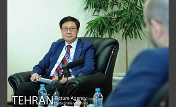 دیدار میهمانان خارجی حاضر در اجلاس جهانی شوراها و شهرداران با رییس مرکز ارتباطات و امور بین الملل شهرداری تهران 29