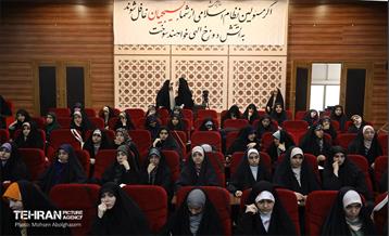 نشست جمعی از دانشجویان با شهردار تهران 20