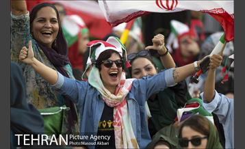 اولین حضور بانوان در رقابت های ملی فوتبال ایران 2 21