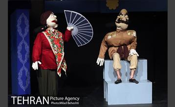 ⁣نمایش حکایت حکایت طبیب اجباری مولیر‎ 11