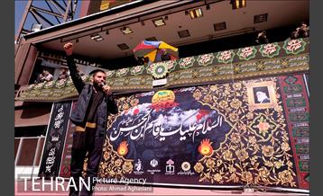 سوگواره "احلی من العسل" در میدان امام حسین(ع) 18