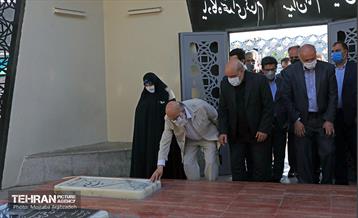 آیین افتتاح نمایشگاه  عطر سیب  8