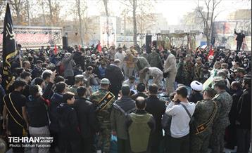 تشییع پیکر شهید گمنام در منطقه ۲۱