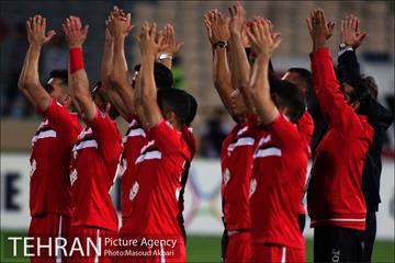 دیدار تیم‌های فوتبال پرسپولیس و الوحده