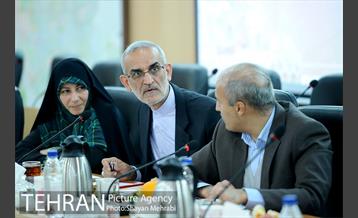 نشست شورای معاونان و مشاوران با حضور شهردار تهران 32